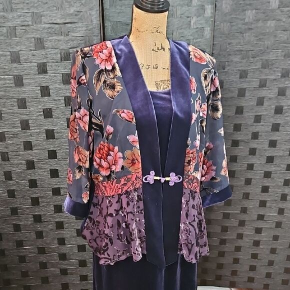 R&M Richards Floral Kimono and Velvet Dress Set Sz 14P - Picture 2 of 16